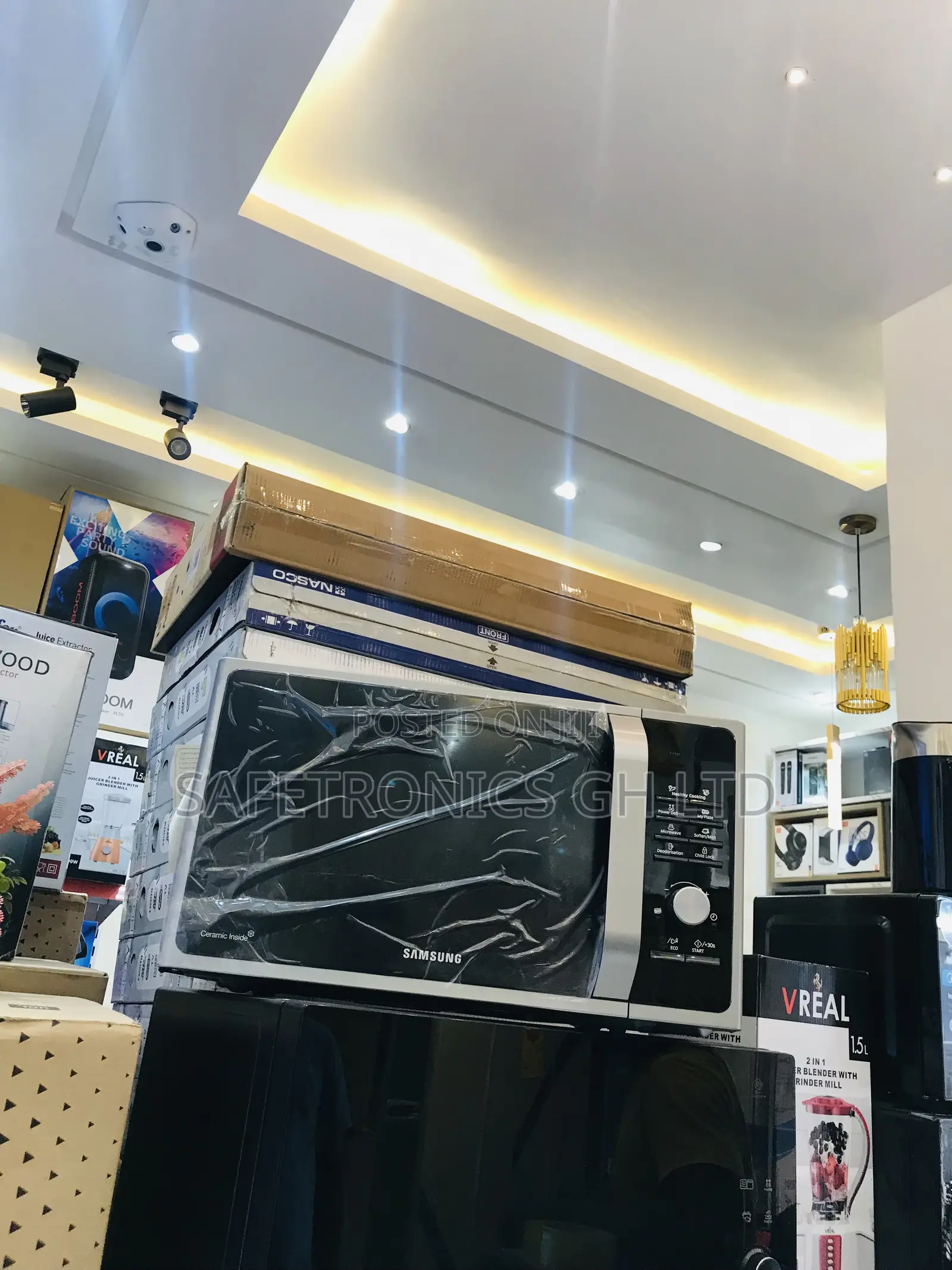 Shop (Black) Samsung 23 Liter Countertop Microwave