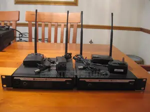 Wireless Lapel and Lavalier Microphone System