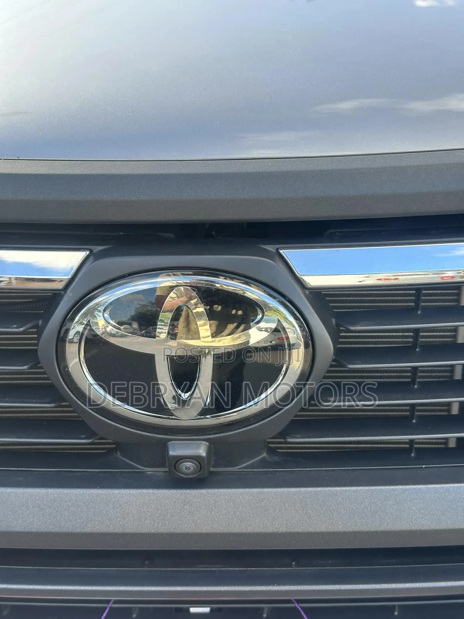 New Toyota Hilux 2023 Silver