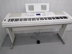 Yamaha DGX650 Portable Grand Piano