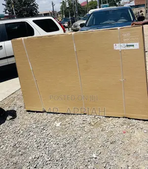 Original and Durable Samsung 85Q60B 85” Qled Smart Tv.