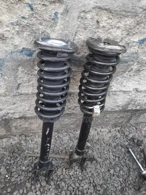 Grand Jeep Cherokee 2010 To 2012 Front Shocks Absorbers