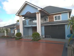 6bdrm House in 6 Beed Rooms for sale