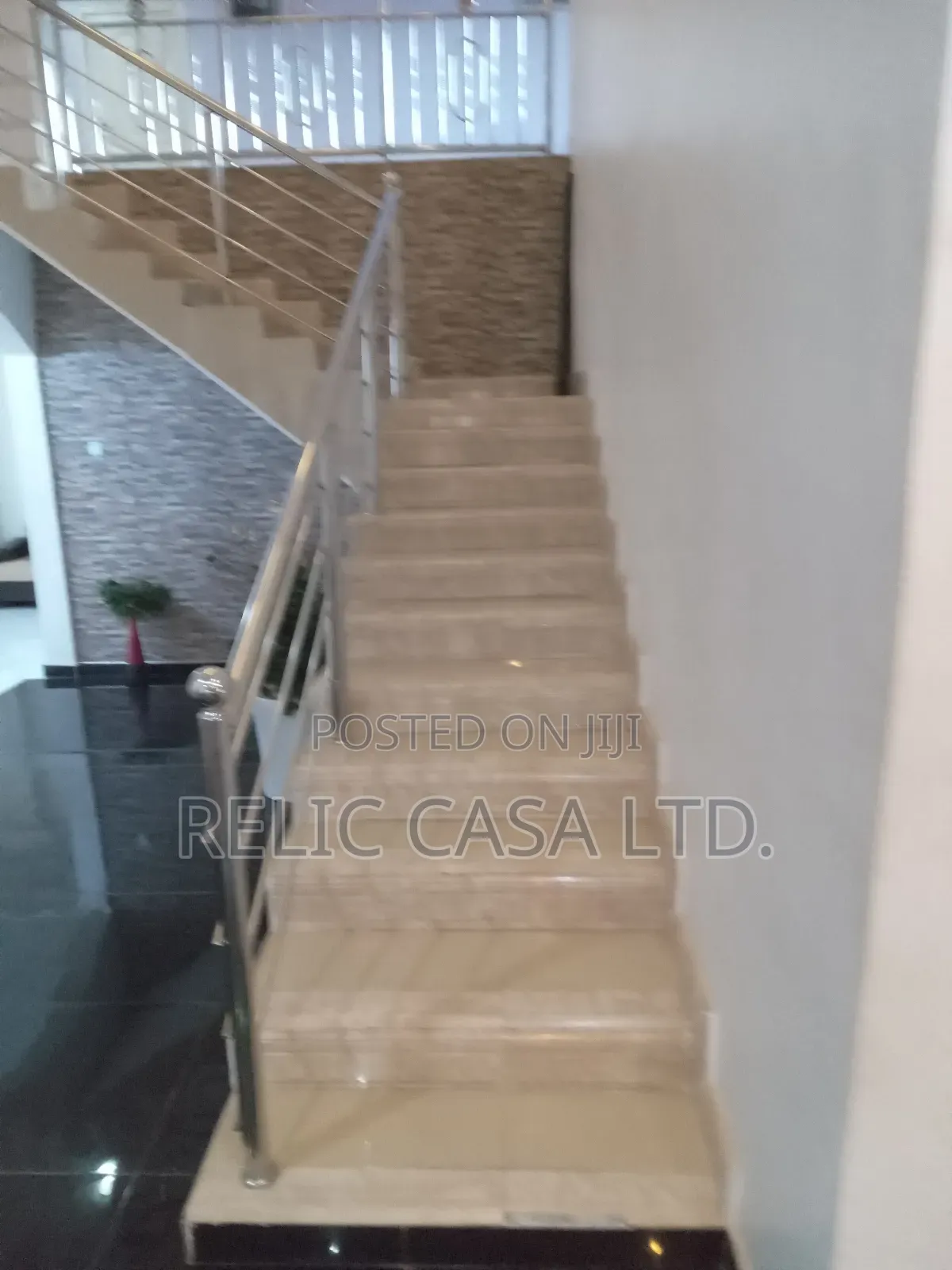 6bdrm House in 6 Beed Rooms for sale