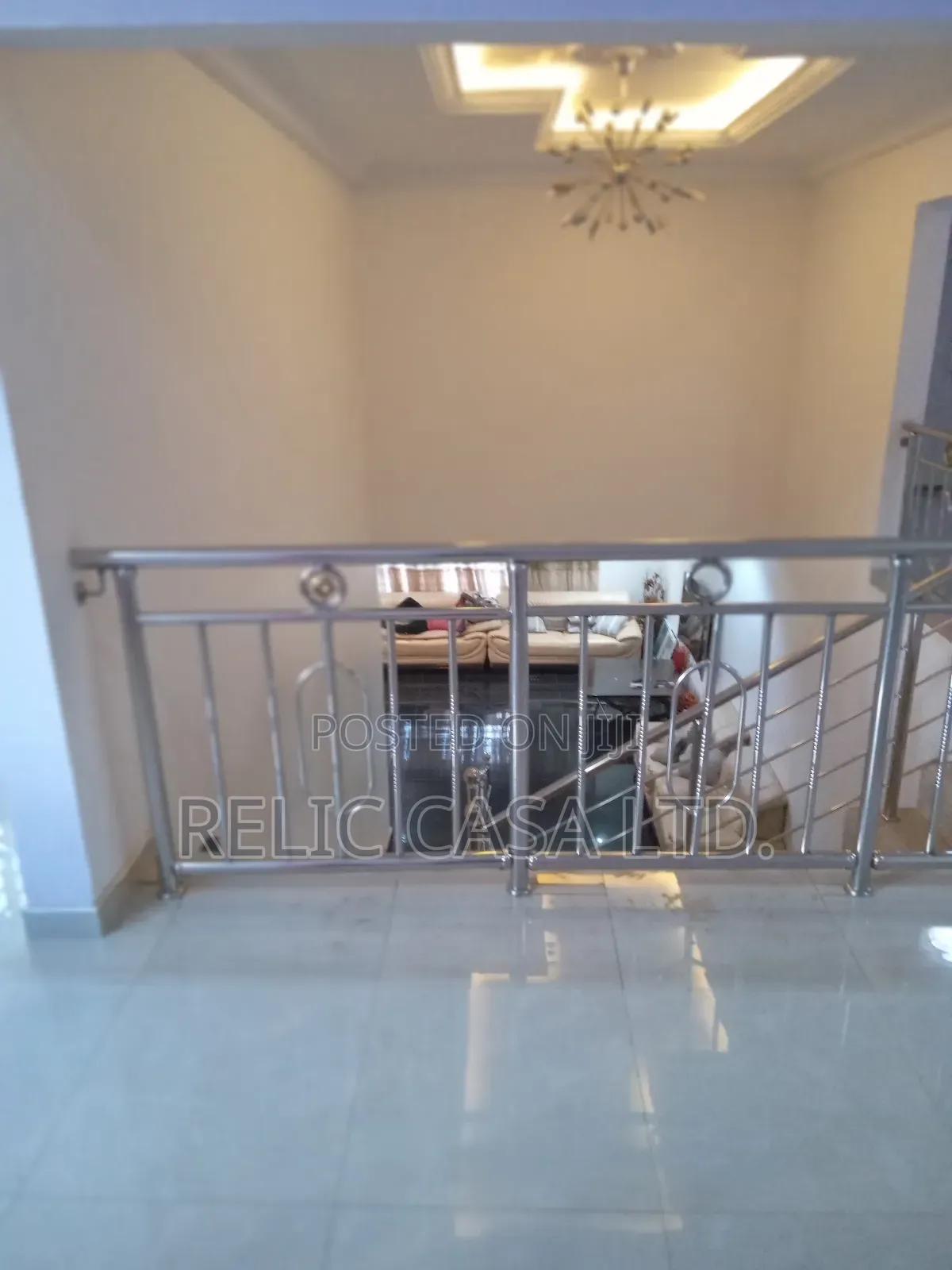 6bdrm House in 6 Beed Rooms for sale