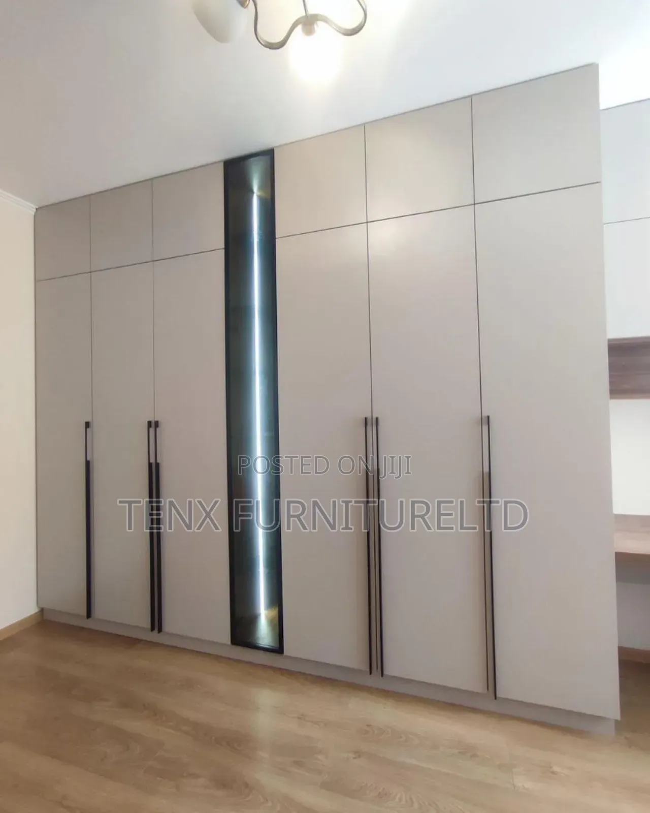 Wardrobe With ( Built In) Closet
