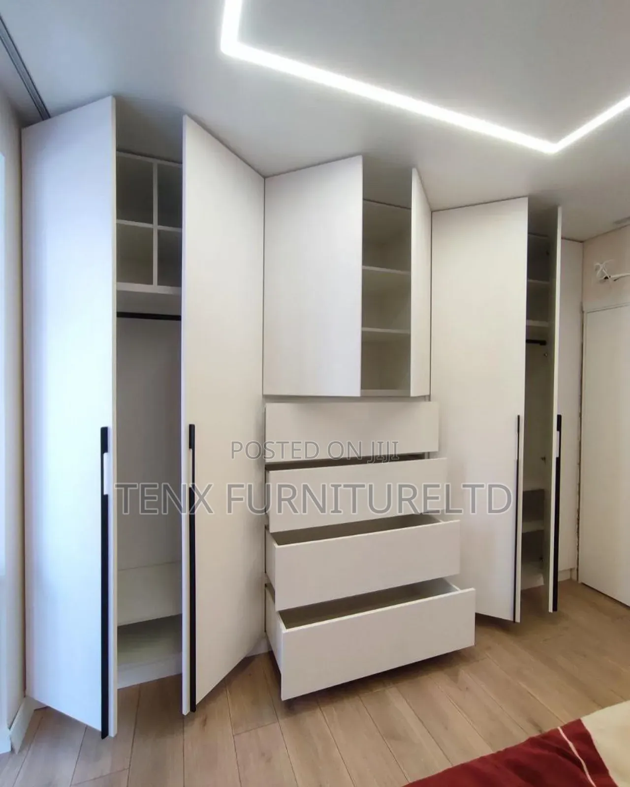 Wardrobe With (6 Doors) Hidden Compartment