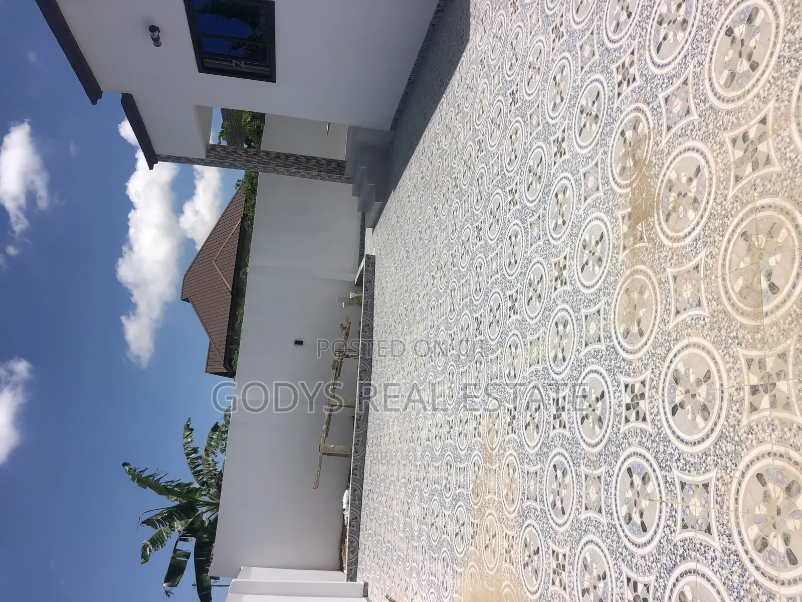 3bdrm Apartment in Kasoa for sale