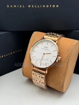 Anti-Fade Authentic Daniel Wellington Chain Watch