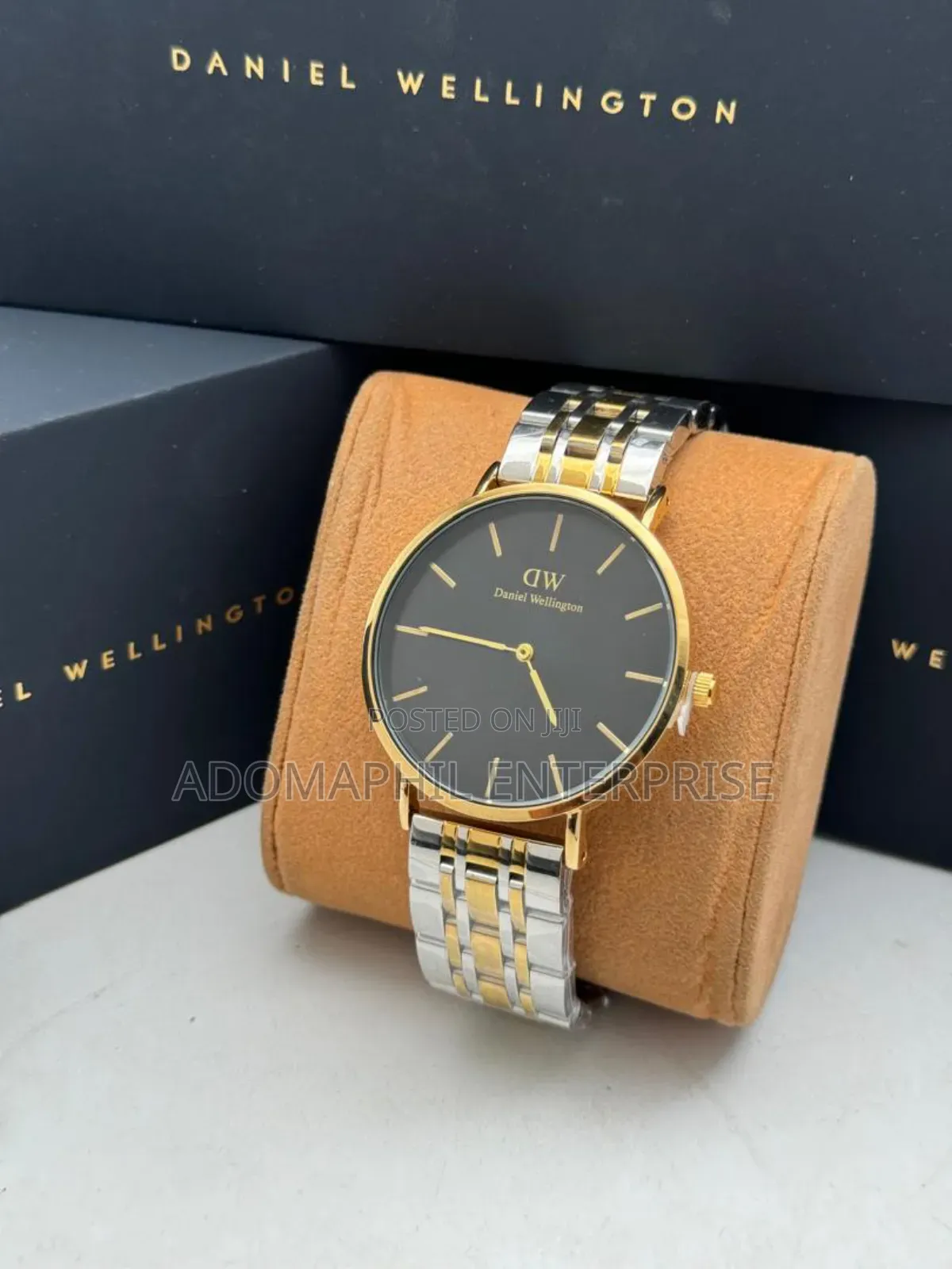 Anti-Fade Authentic Daniel Wellington Chain Watch