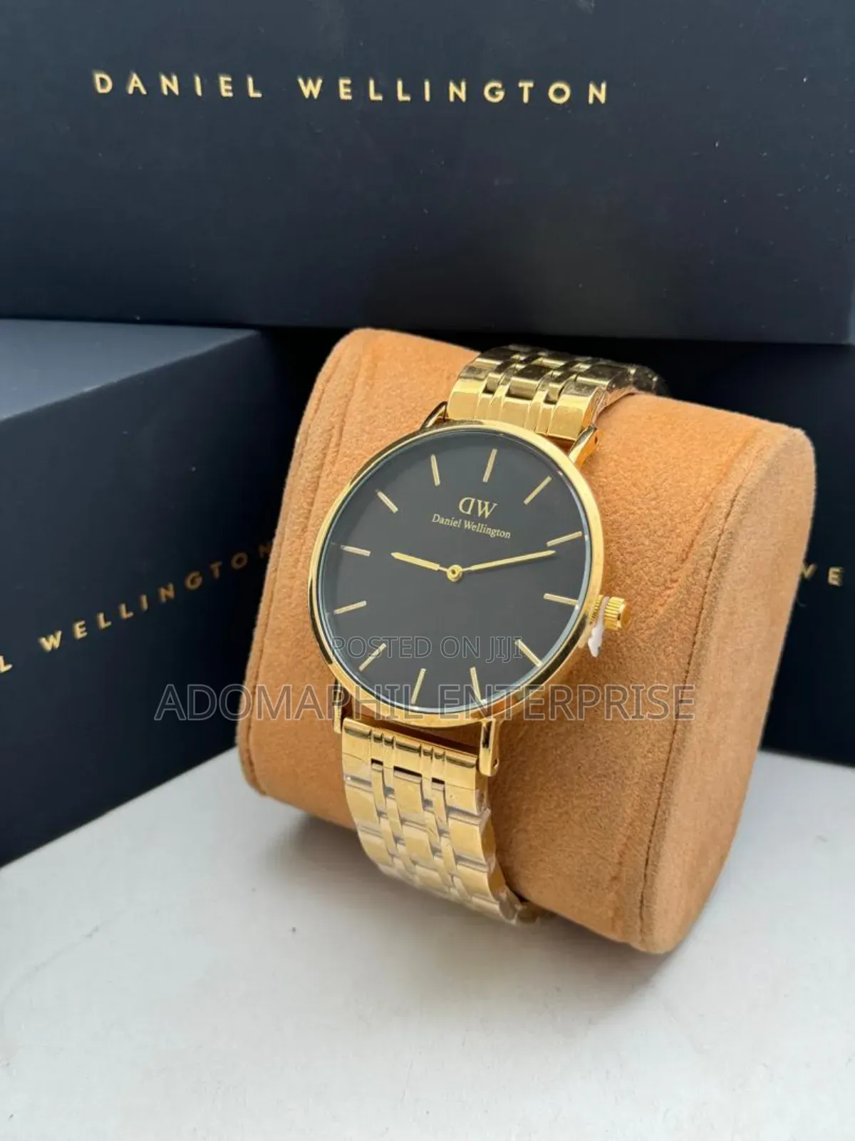 Anti-Fade Authentic Daniel Wellington Chain Watch