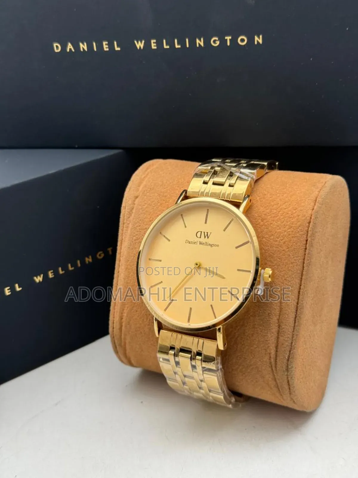 Anti-Fade Authentic Daniel Wellington Chain Watch