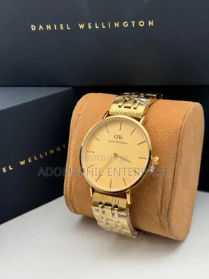 Anti-Fade Authentic Daniel Wellington Chain Watch