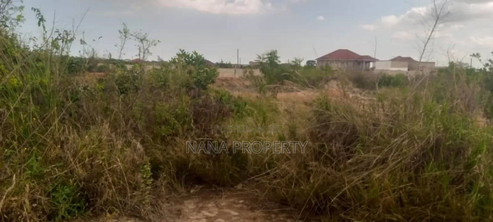 10 Plots of Land for Sale Located at Oyibi Saasabi