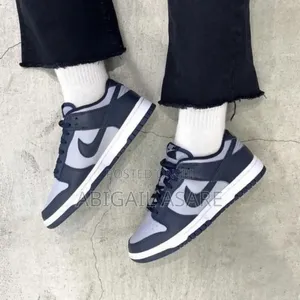 Nike Dunk Low