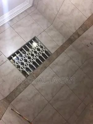 Professional Tiler