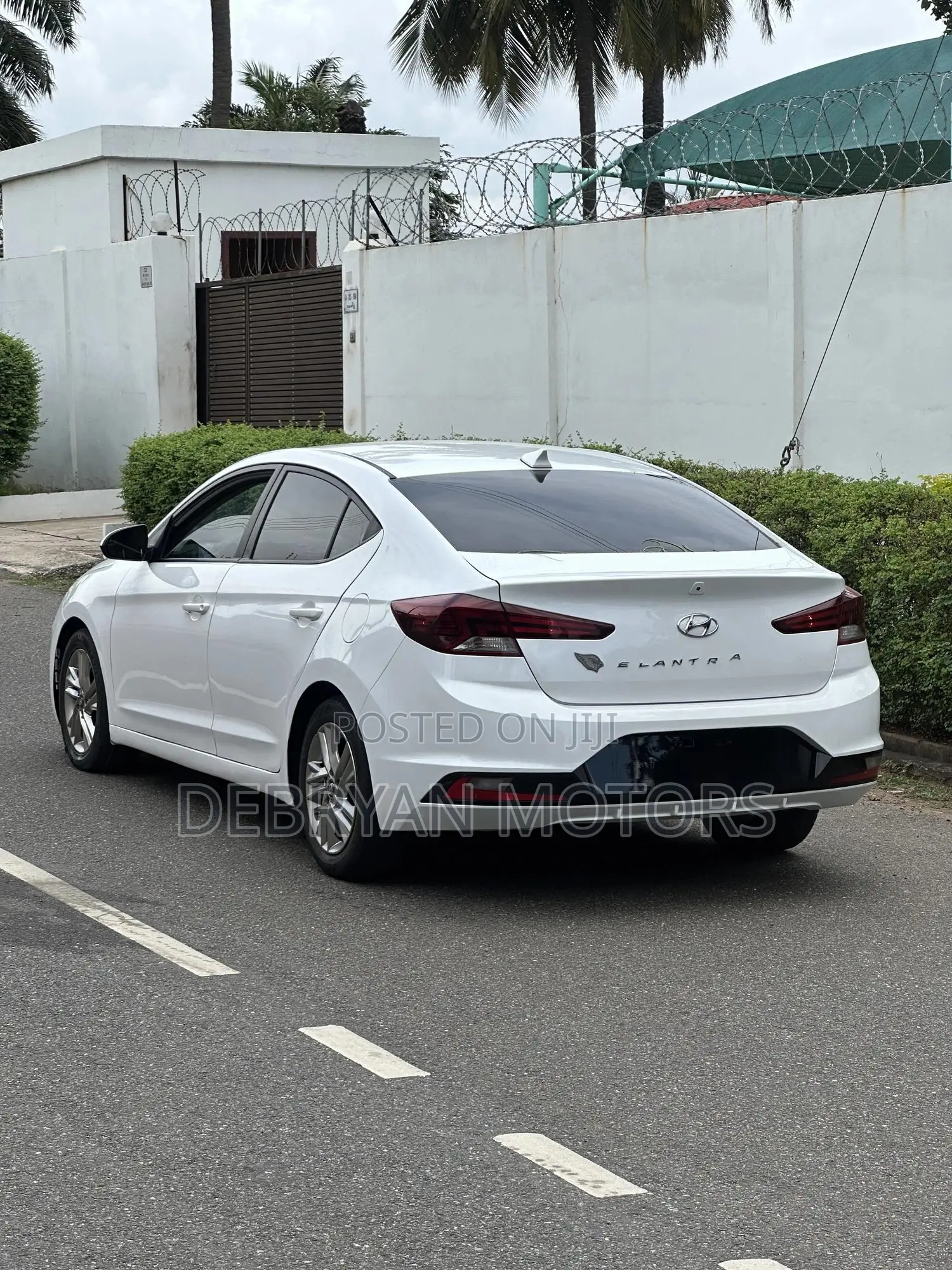 Hyundai Elantra SEL 2019 White