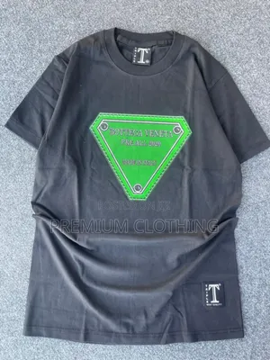 Brand New Designed Black Round Neck Shirts for Men