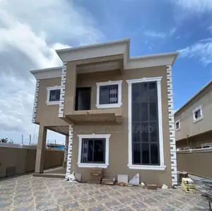 4bdrm House in Achimota, School Area for sale