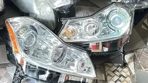 Infiniti M45 Headlight 2010 Charger Type