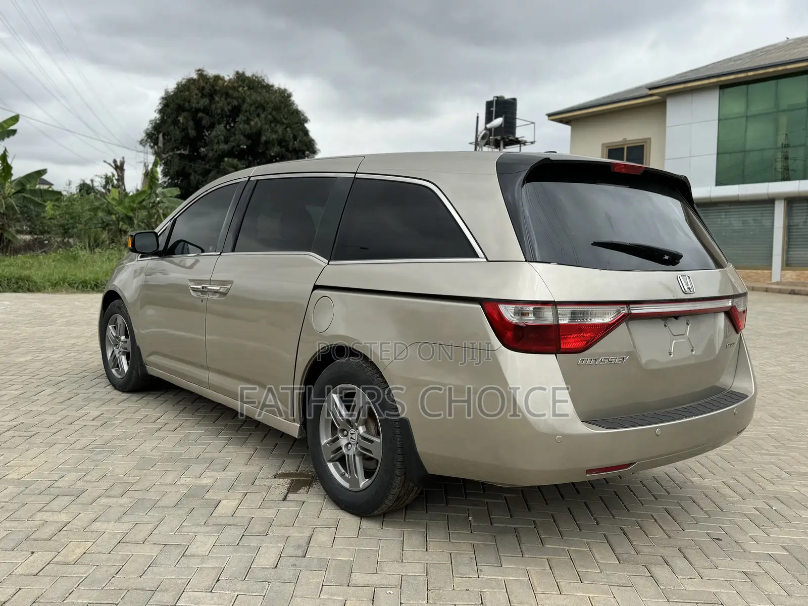 Honda Odyssey Touring 2012 Brown