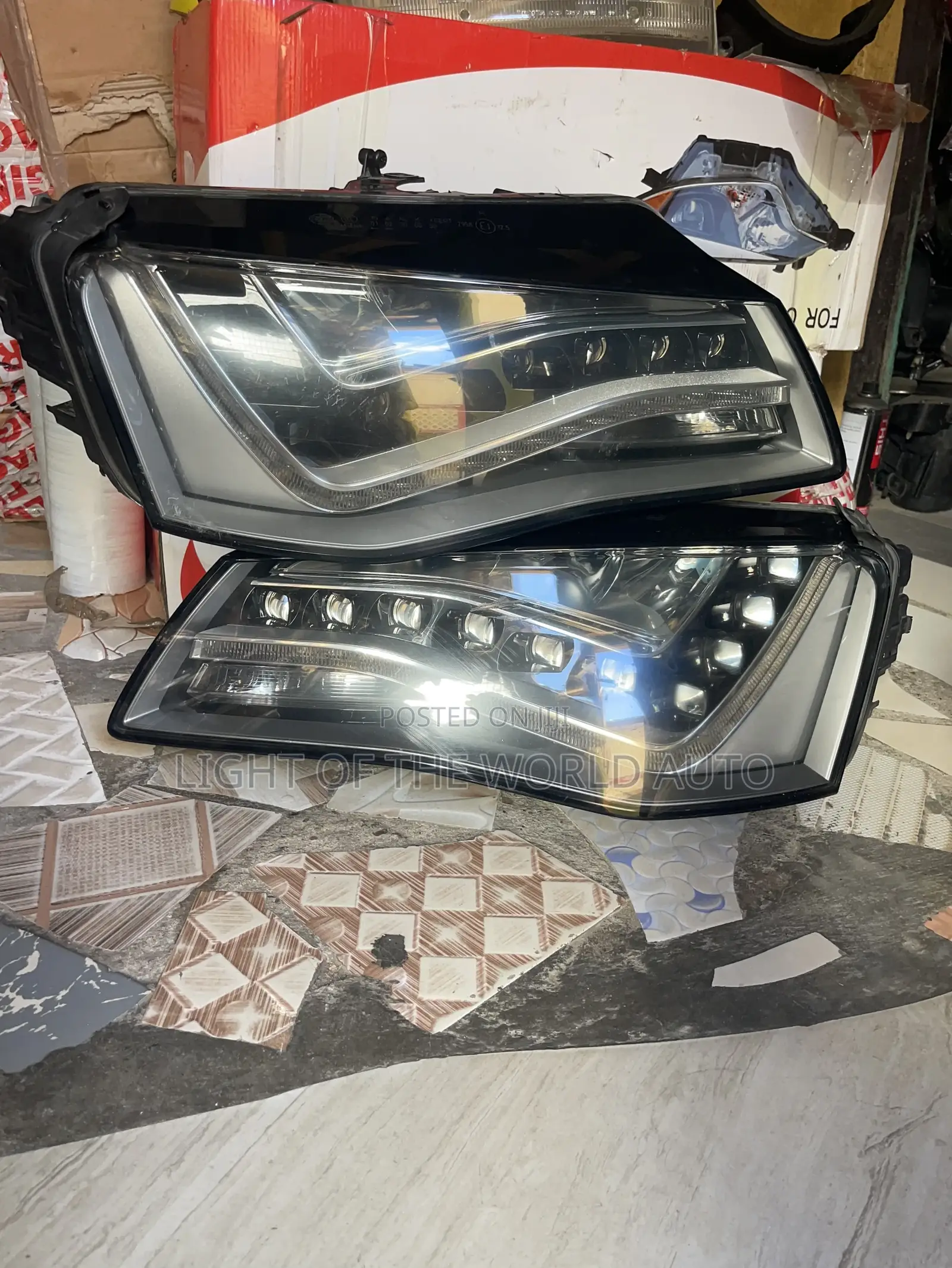 Audi A8 Headlight Full Turing With Chargers