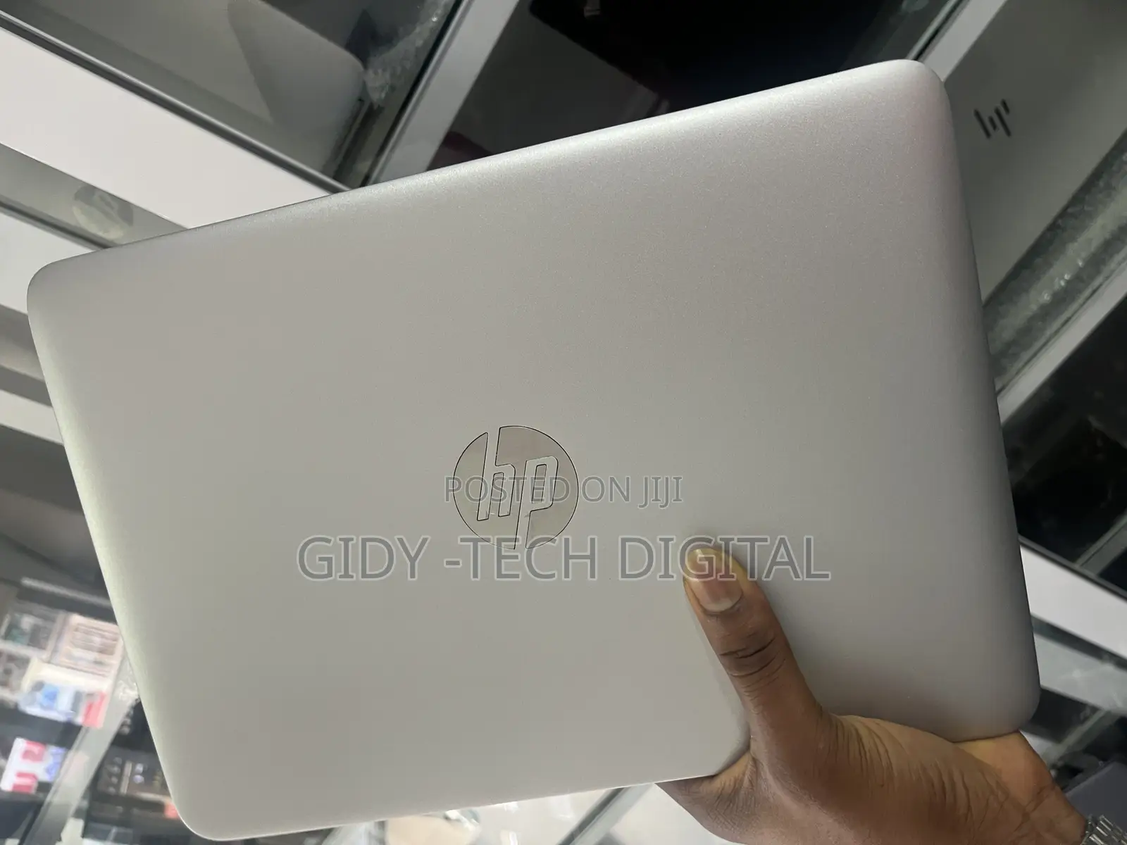 Laptop HP EliteBook 820 G3 8GB Intel Core I7 SSD 256GB
