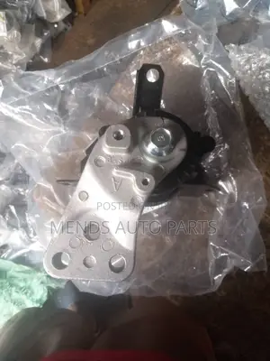 Mitsubishi Mirage Engine Seat Mount