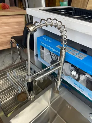Cabinet Sink With Pull Out Tap
