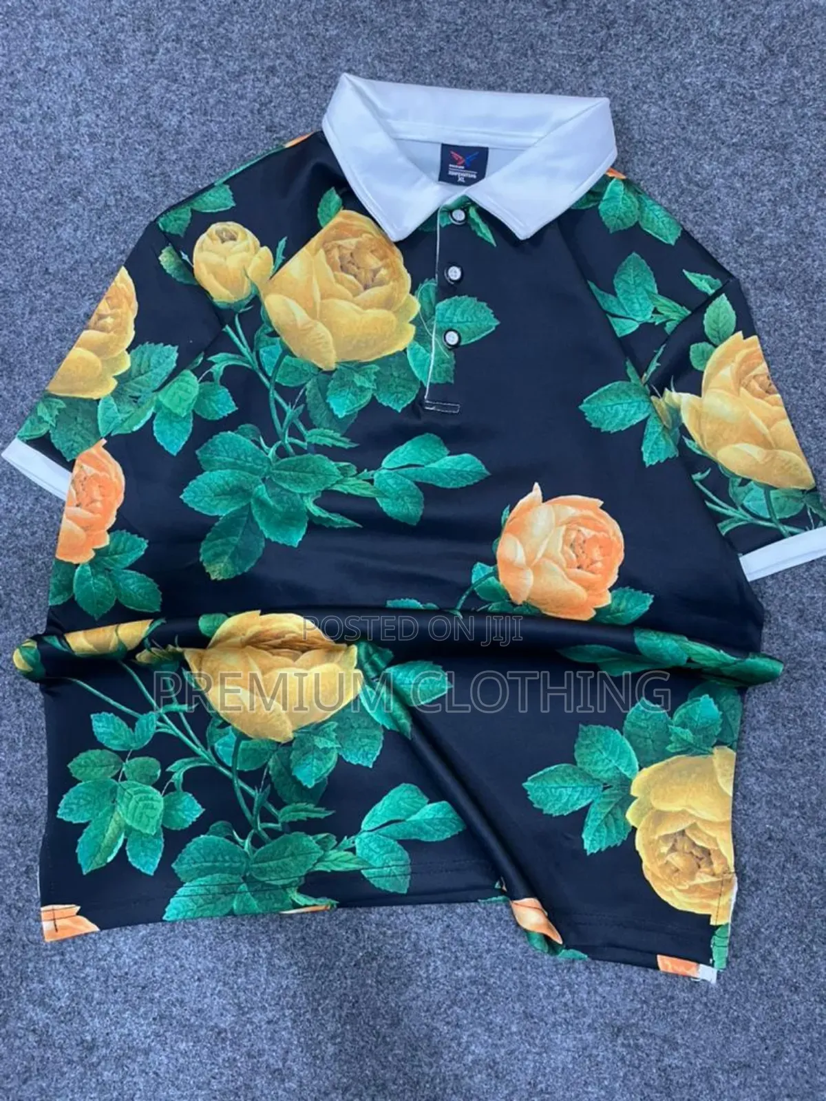 Well Designed Black Round Neck Shirts for Men