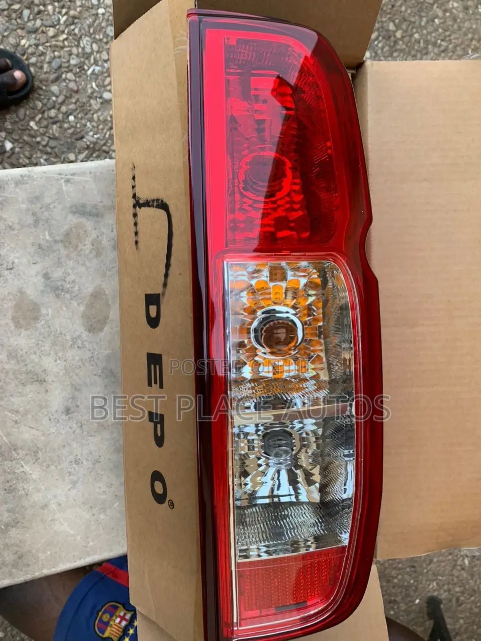 Nissan Navarah 2005-2010 .