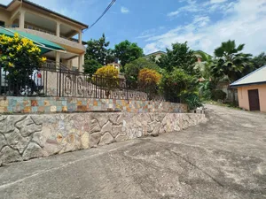 5bdrm House in Kwabenya for sale