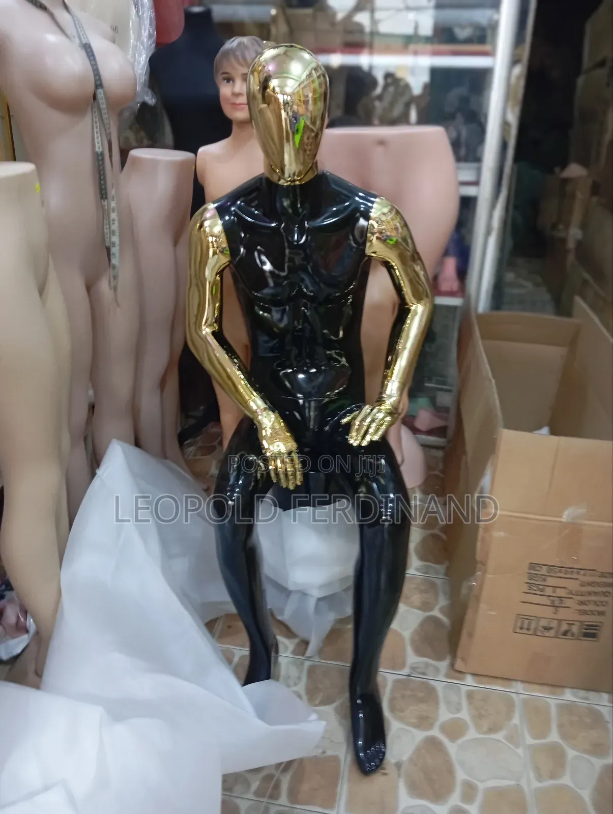 Sitting Mena Mannequins