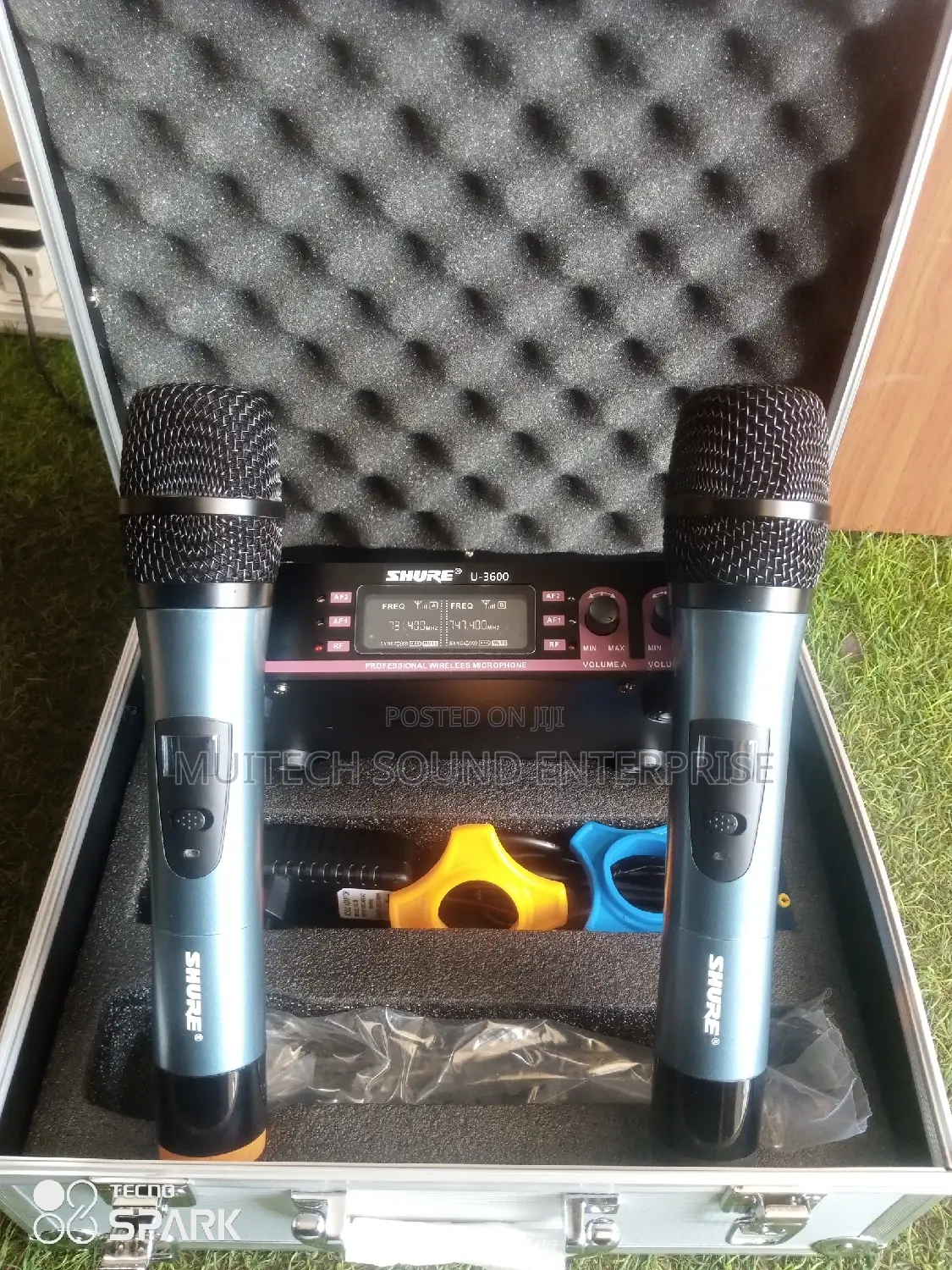 Shure Cordless Mic (2 in 1)