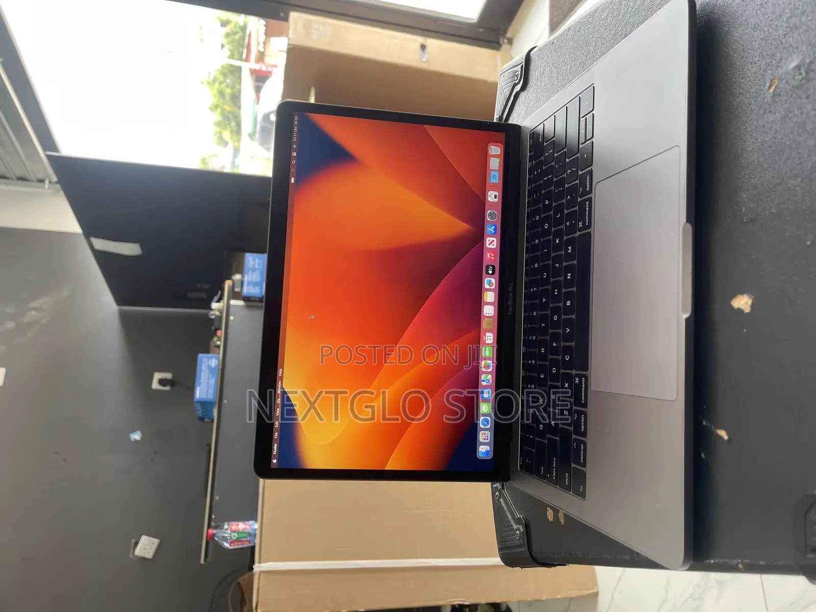 Laptop Apple MacBook Pro 2020 16GB Intel Core I5 SSD 512GB