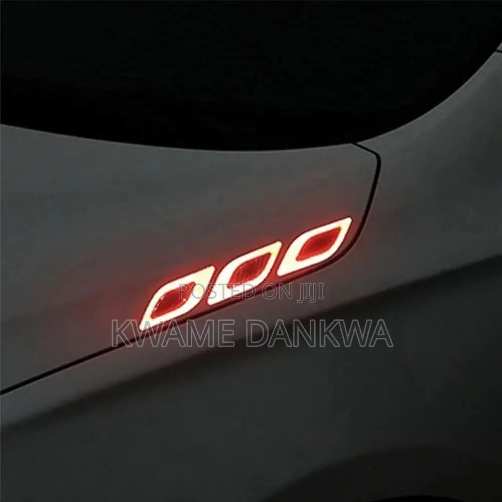 6 Finger Reflective and Decorative Fender Stickers