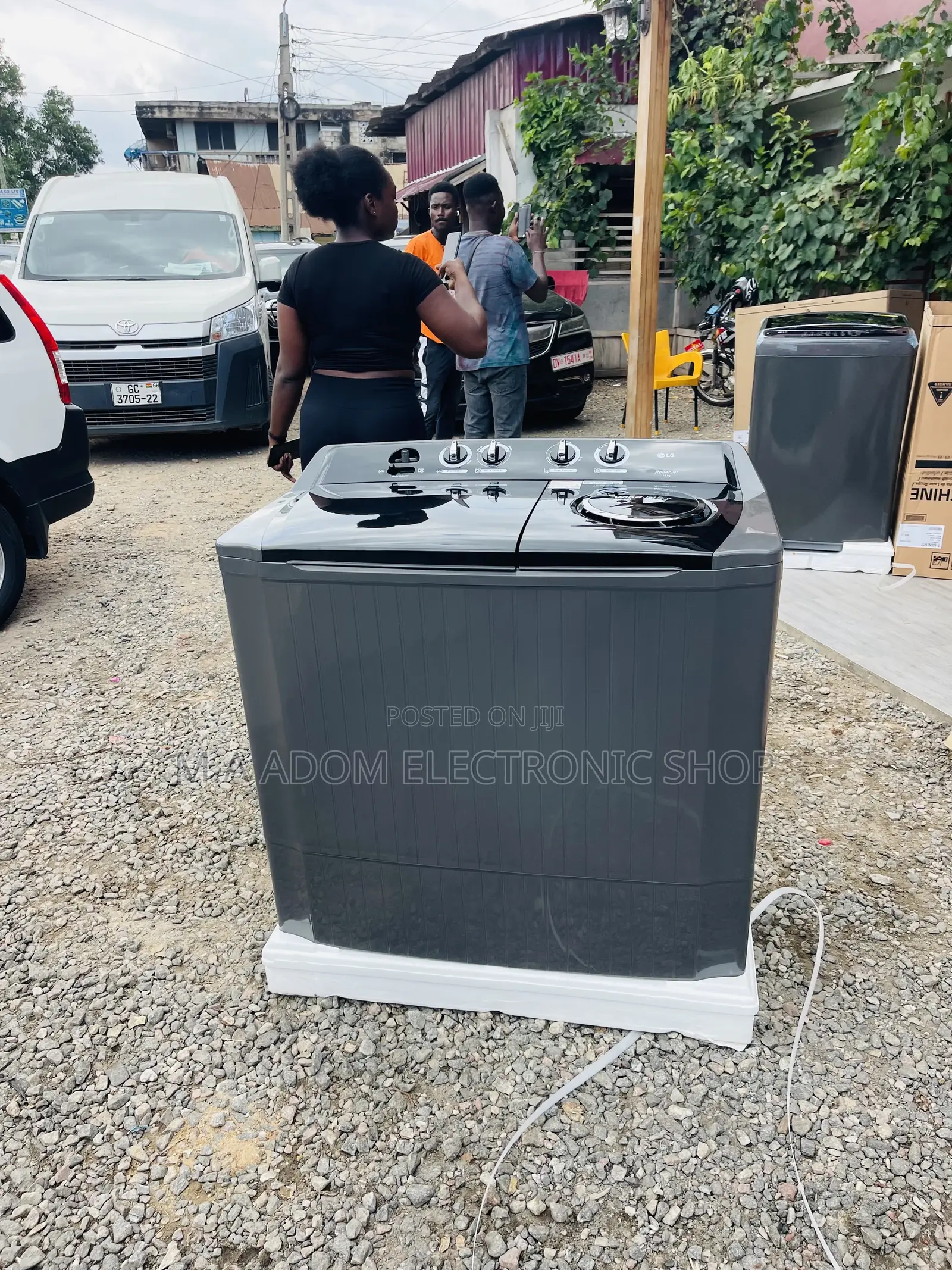 Quality LG P1861RWNT 18kg Twin Tub Washing Machine.
