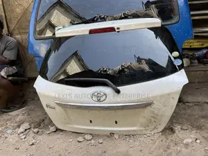 Toyota Vitz 2012-14 Frontcut and Doors