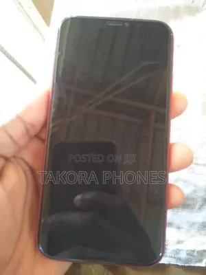 Apple iPhone 11 128 GB Red