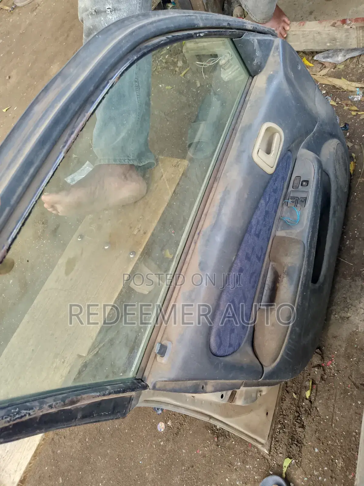 Corolla 2000 Door, 110 Door Kwame Doors