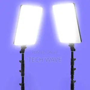 L-3560 Photographic Fill Light With Tripod Stand
