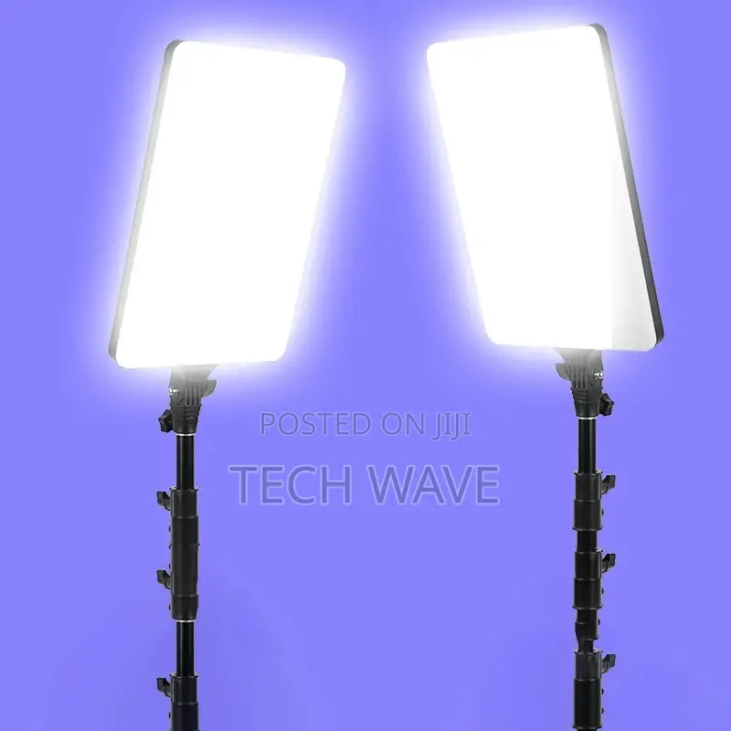 L-3560 Photographic Fill Light With Tripod Stand