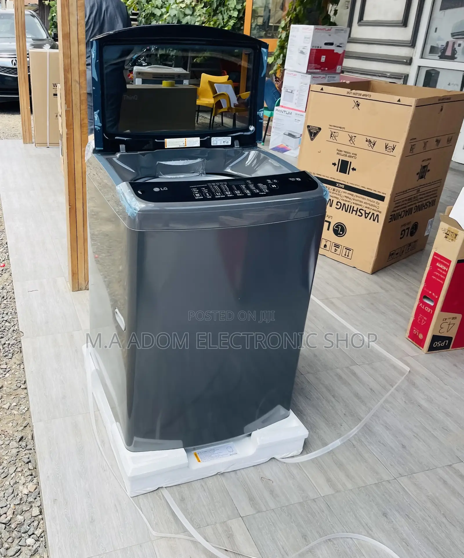 Energy Saving LG P1861RWNT 16kg Top Load Washing Machine.