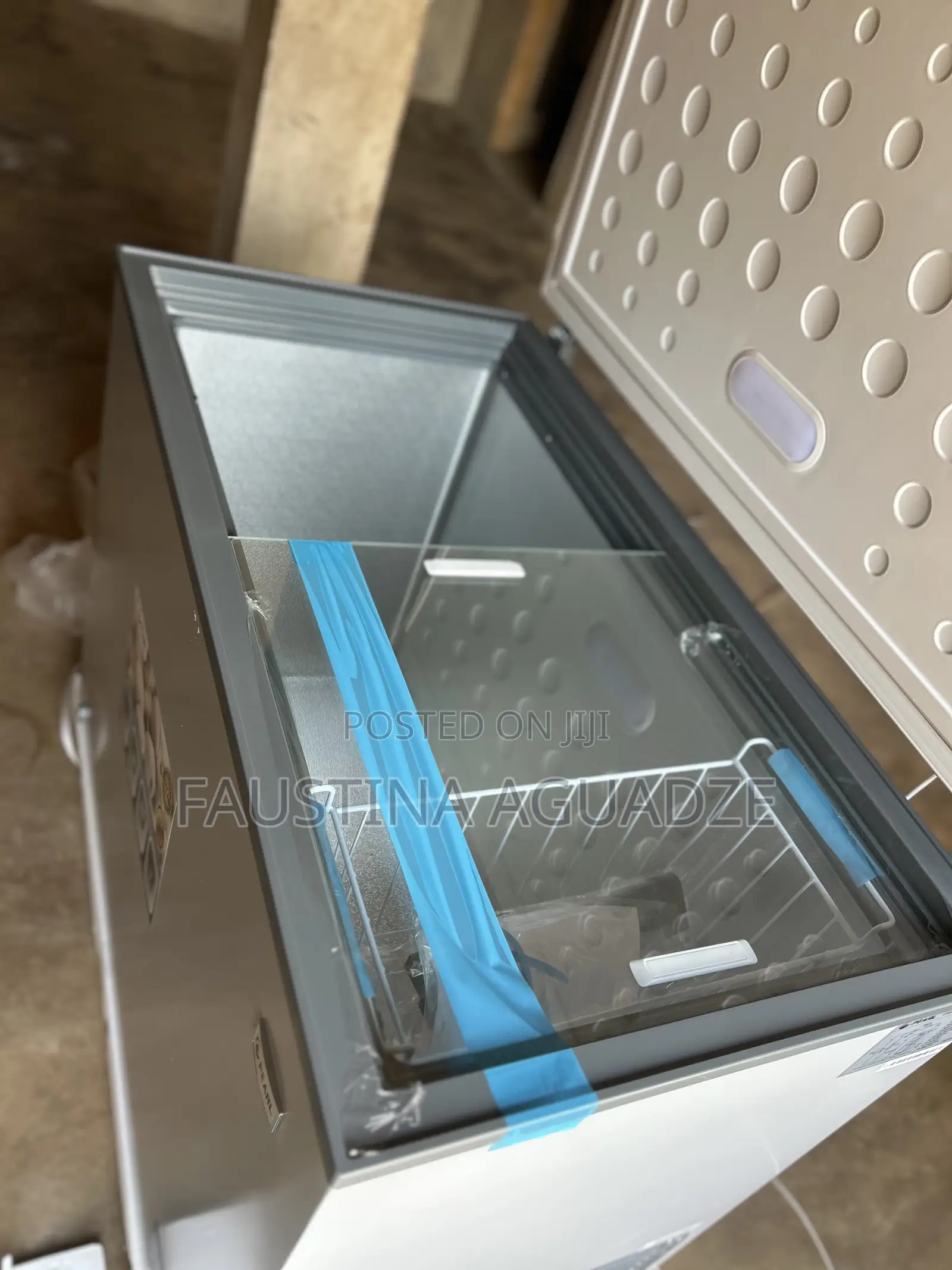 Pearl PCF 370 Chest Freezer- 290 Litres