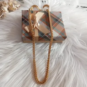 Male Box Chain