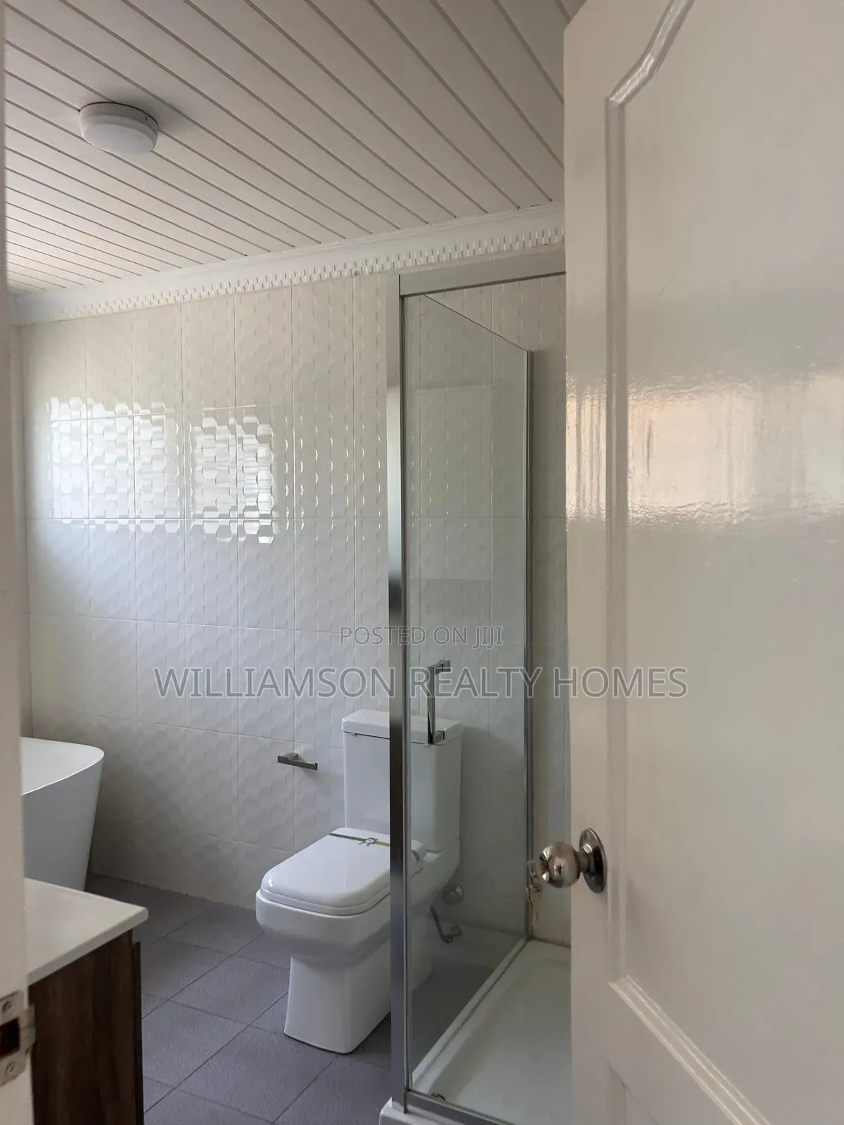 4bdrm House in Hfc Estate Area, Spintex for rent