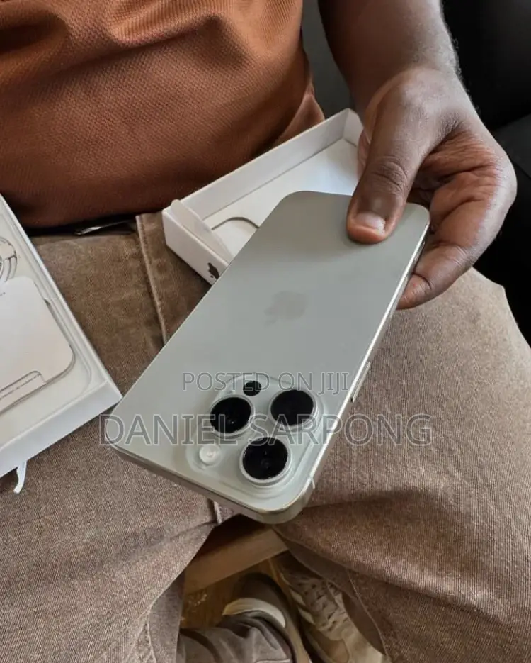 New Apple iPhone 15 Pro Max 512 GB Gray