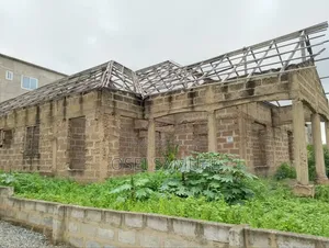 5bdrm House In Tema Metropolitan For Sale