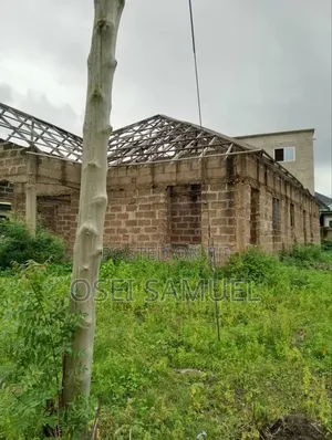 5bdrm House In Tema Metropolitan For Sale