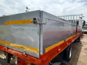 Hyundai 5 Ton 8 Holes Big Lights